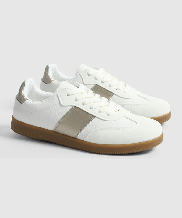 Tenis